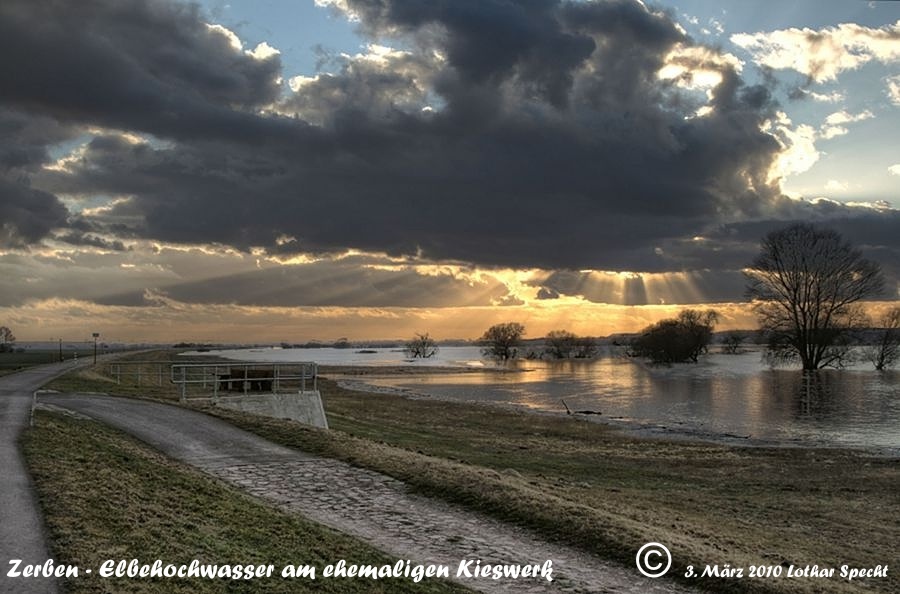 2010_03_04-Parey-Elbe-Hochwasser-Hanseaten-2010_03_03-0012-web.jpg