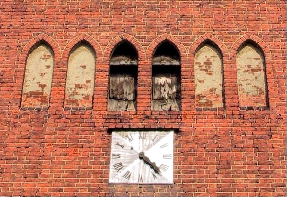 006-Derben-Kirche-Turm_West-2008_04_08.jpg