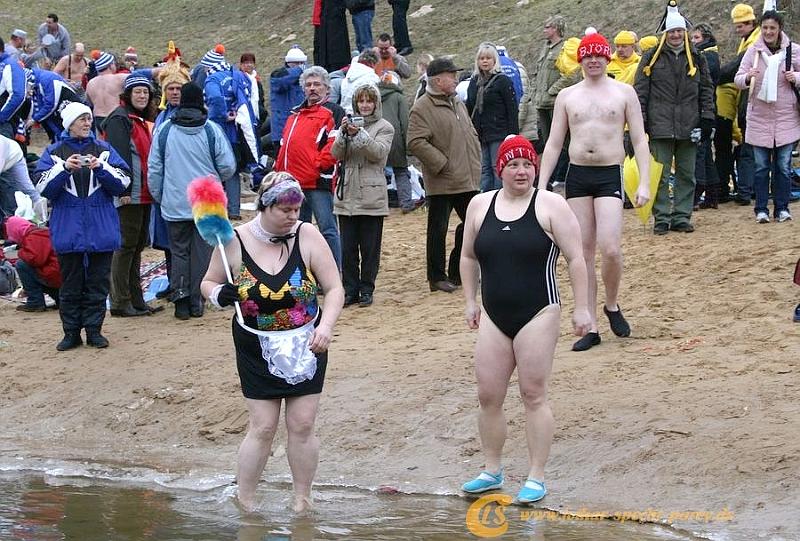 Ferchland-Eisbaden-Winterschwimmen-2009_01_31-068.JPG