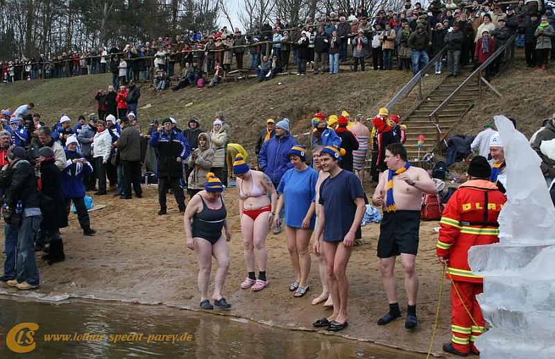 Ferchland-Eisbaden-Winterschwimmen-2009_01_31-092.JPG