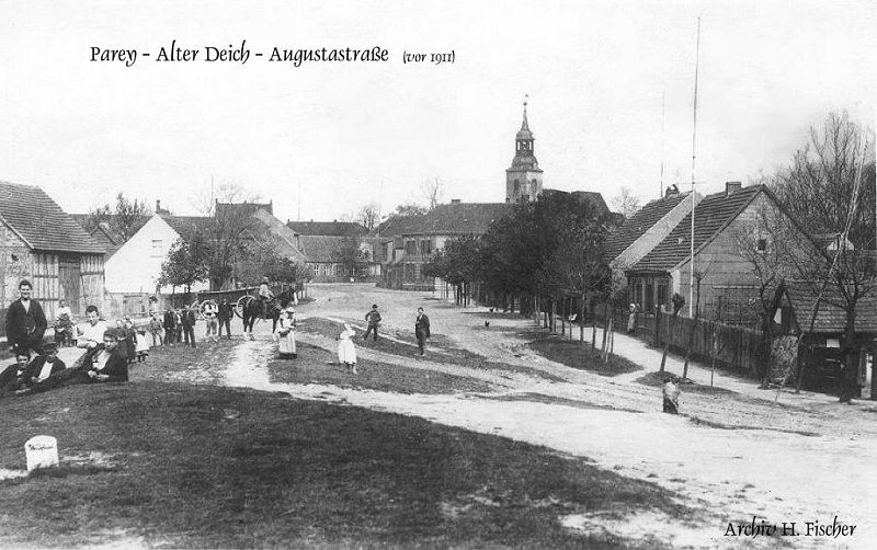 Parey-Augustastrasse-Deich.jpg