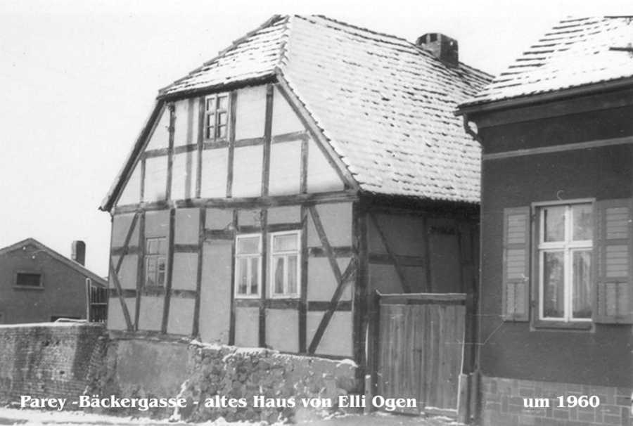 Parey-Baeckergasse-002-Haus_Elli_Ogen.jpg