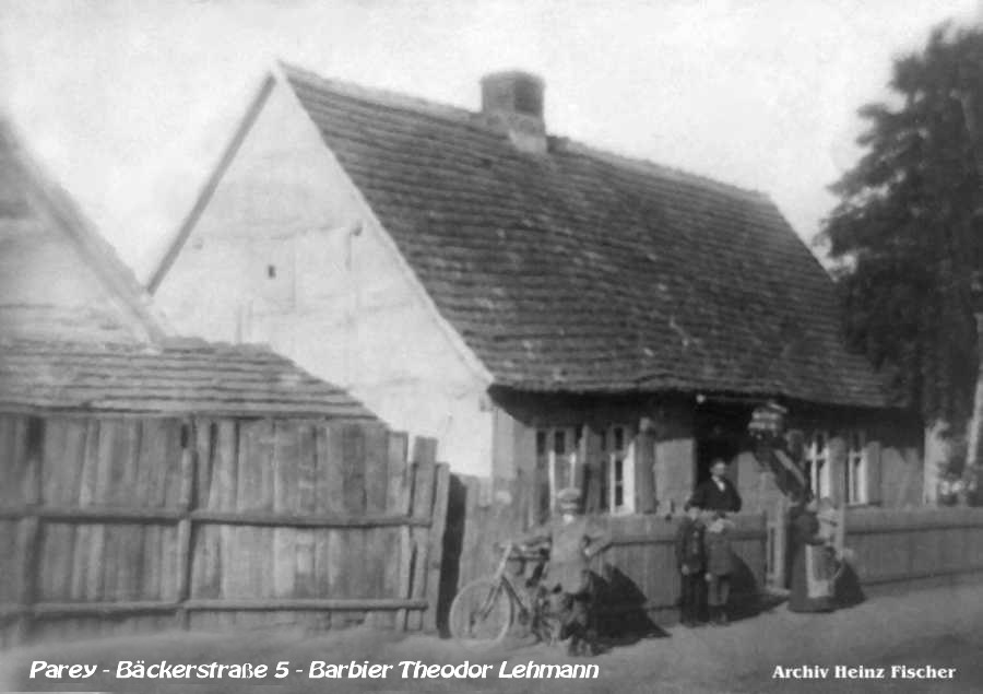 Parey-Geschaeft-Baeckerstrasse_5-Barbier_Theodor_Lehmann.jpg