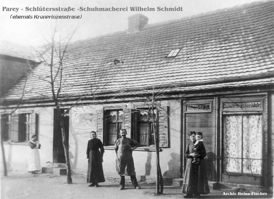 Parey-Geschaeft-Kronprinzenstrasse-Schuhmacherei_Wilhelm_Schmidt.jpg