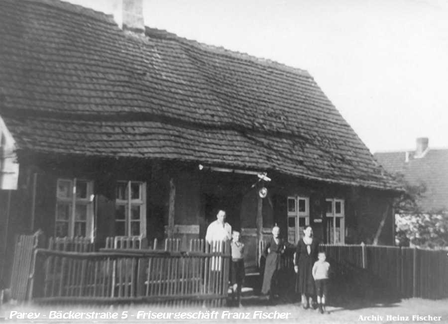 Parey-Geschaeft_Baeckerstrasse_5-Friseurmeister_Franz_Fischer.jpg