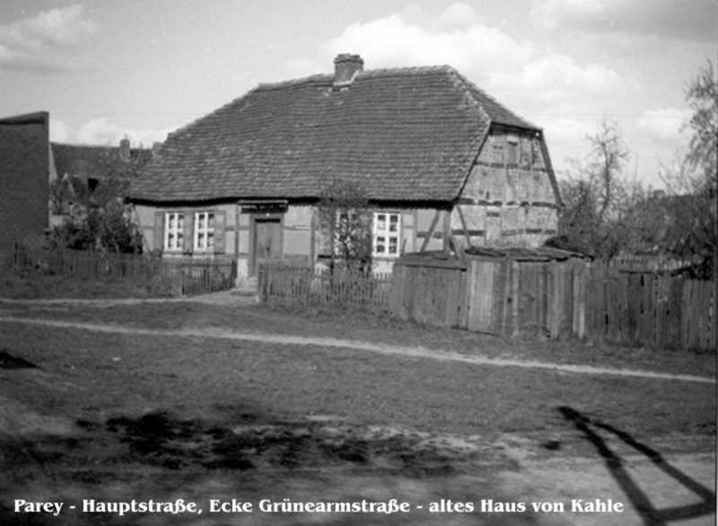 Parey_Hauptstrasse-Haus_Meta_Kahle-001.jpg