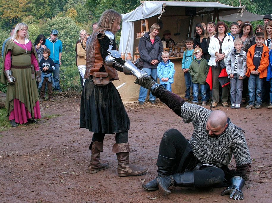 Mittelalterfest_Tannenburg-2010_10_03-071.jpg